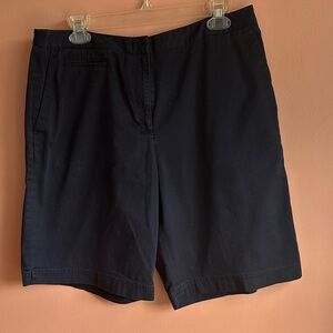 Liz Golf “Audra” Black Flat Front Golf Shorts